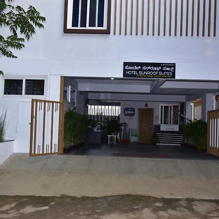 Hotel Sunroof Suites Bangalore Exterior foto